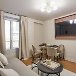 Centre De By Prestige *