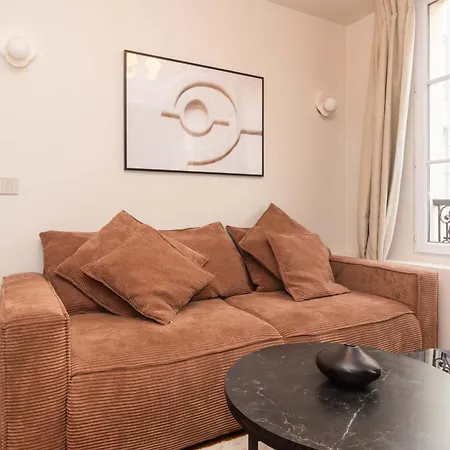 Apartment Centre De By Prestige