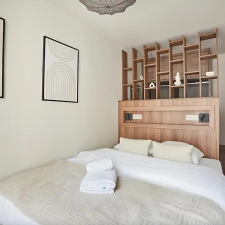 Centre De By Prestige Parijs