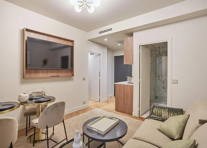 Centre De By Prestige *