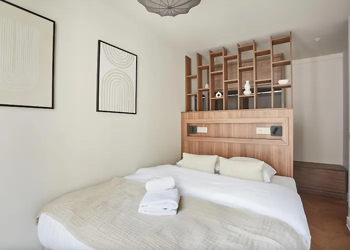 Centre De By Prestige Parijs